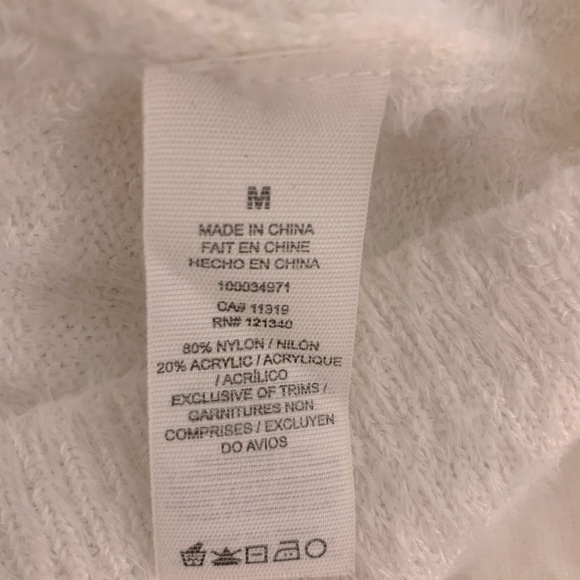 White fuzzy crop top from Dynamite - Picture 4 of 5